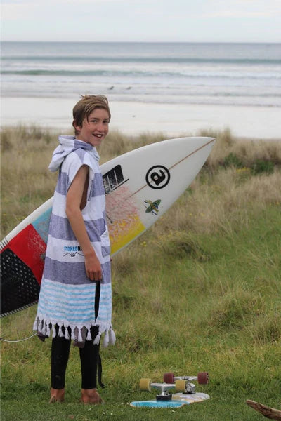 KID_STOKEDNZ_SURFER_400x_7cff0d3e-98eb-446e-9250-04f8f926cd78.webp